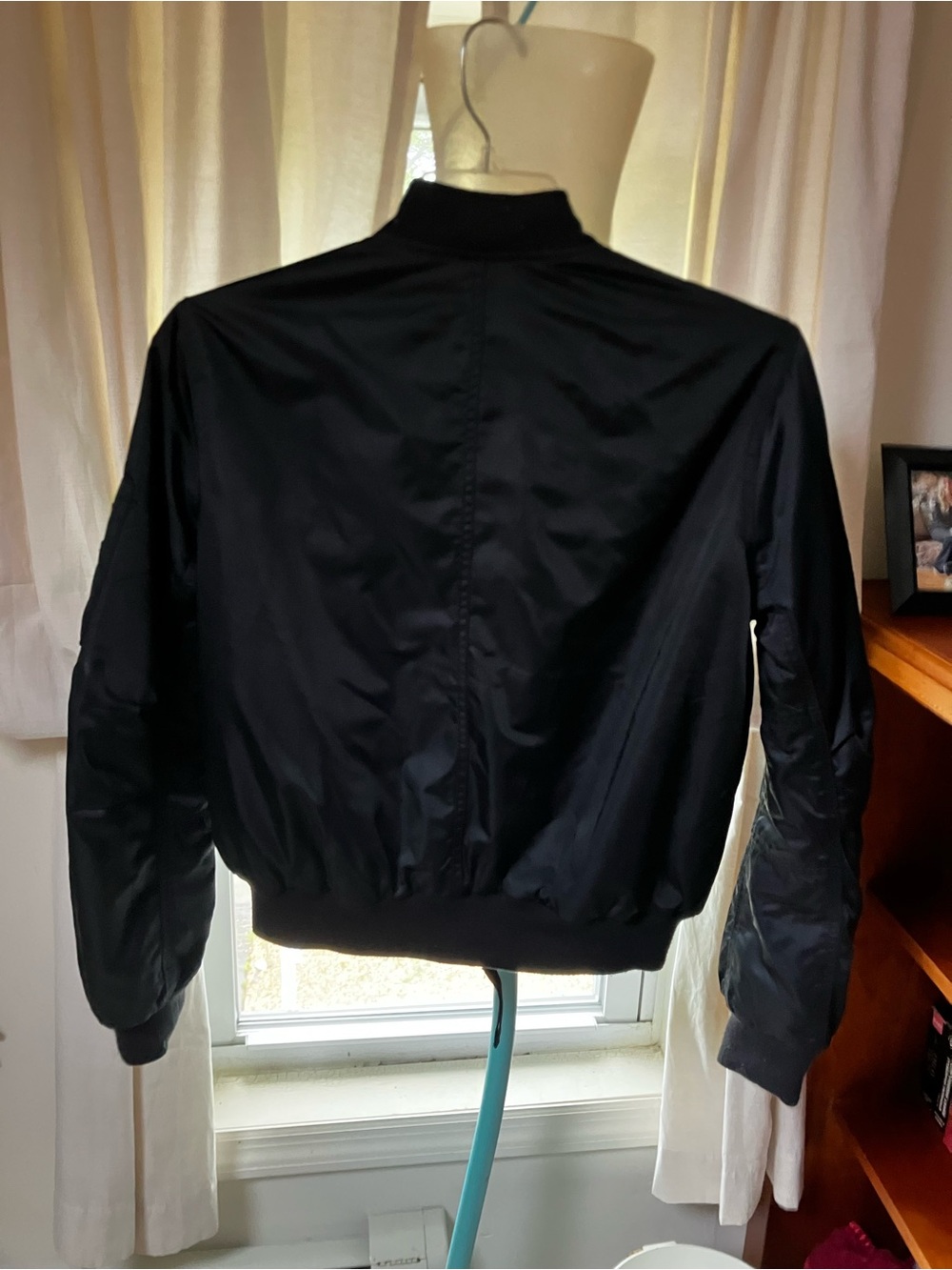 GAP Black Bomber Jacket with Light Pink Lining - Picture 2 of 4
